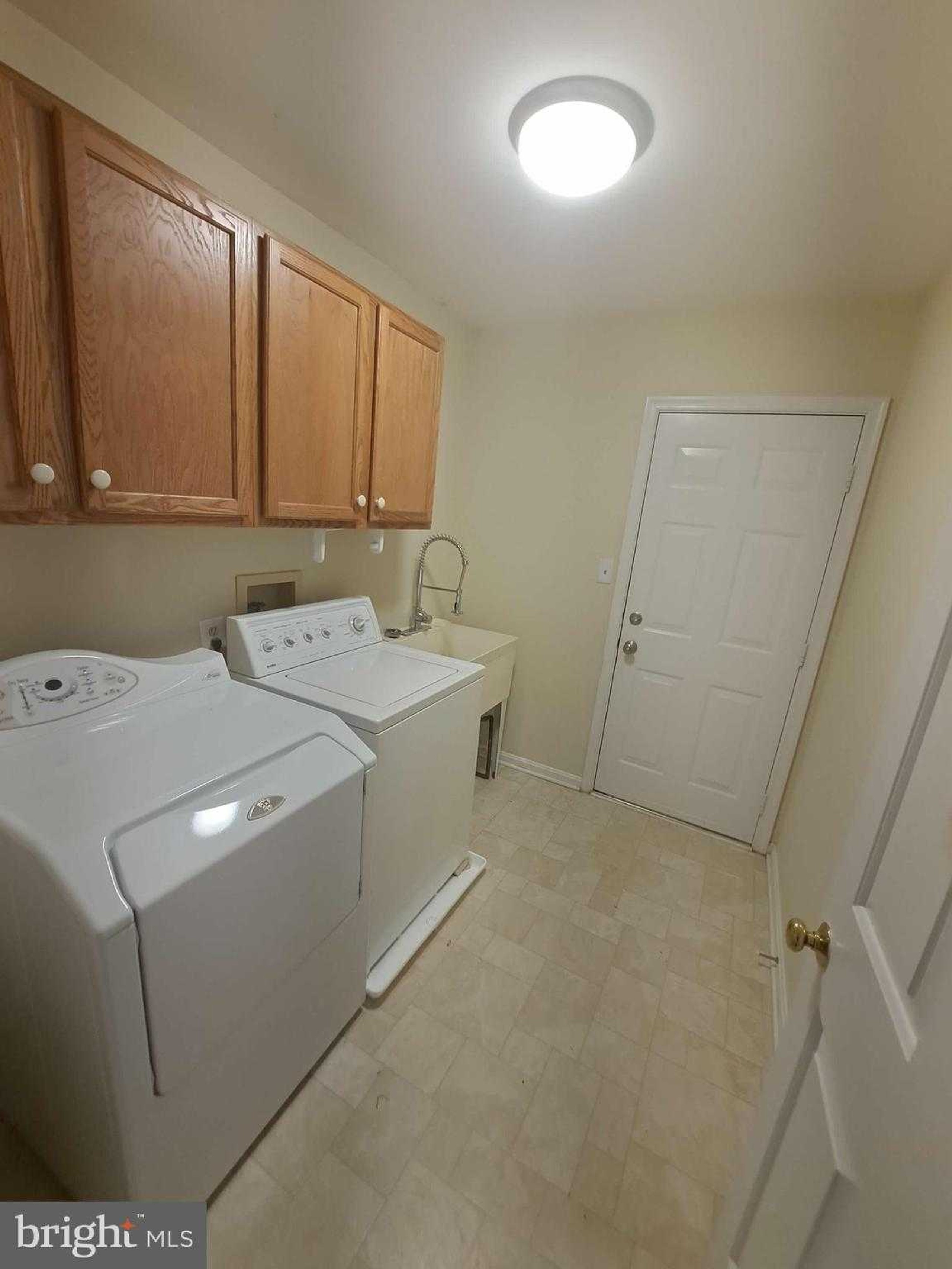 11801 Wilderness Park Dr photo 10