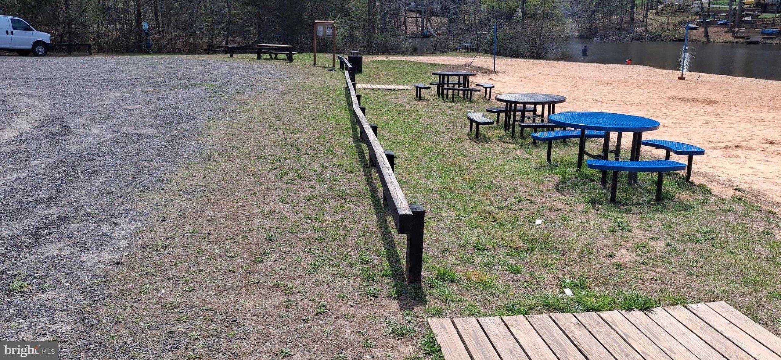 11801 Wilderness Park Dr photo 33