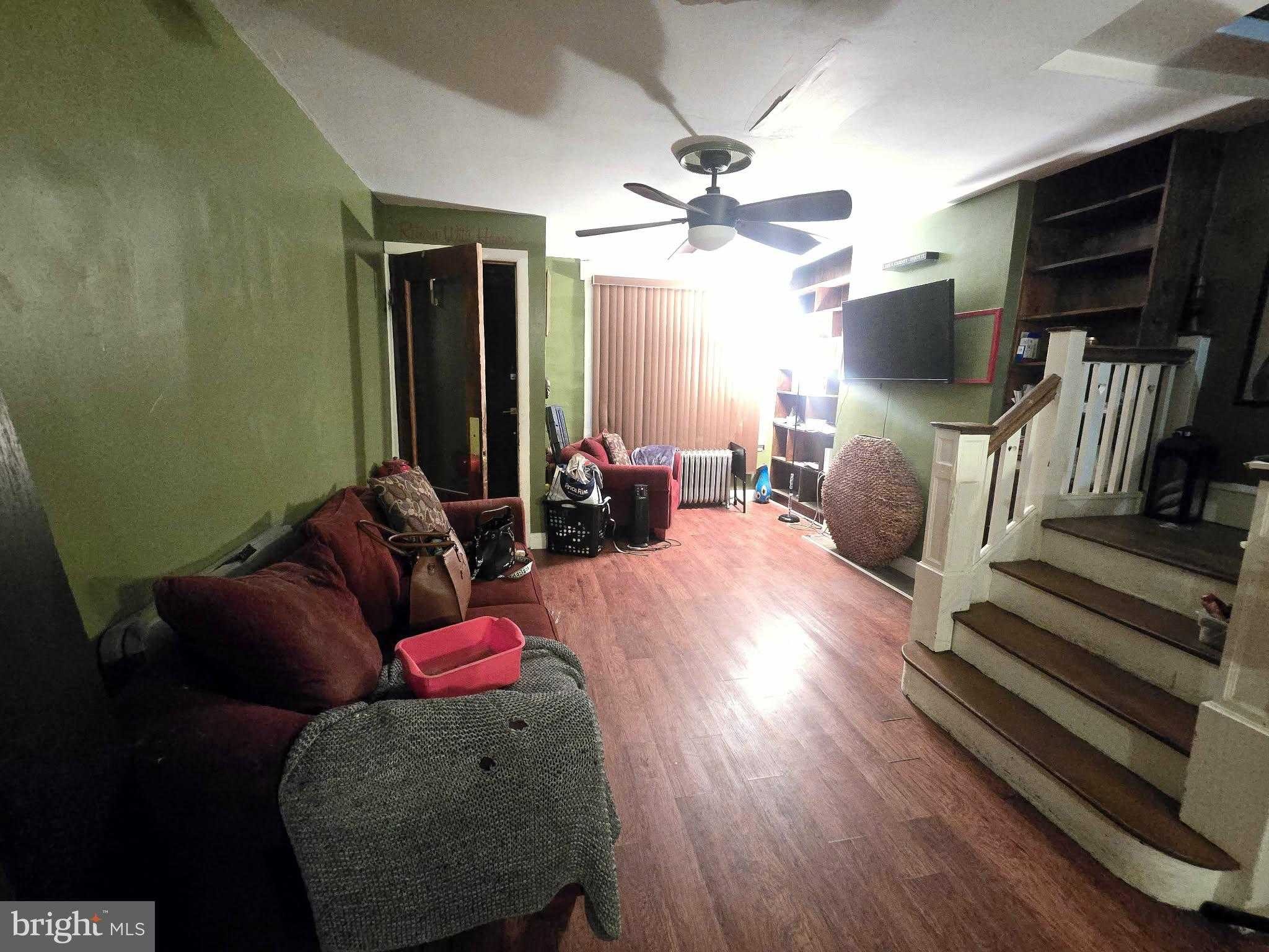 5513 Webster St photo 2