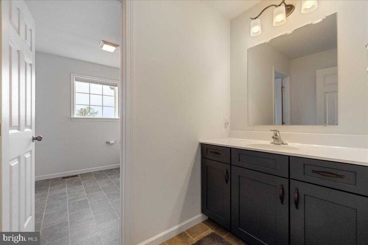1083 Smyth Ln photo 35