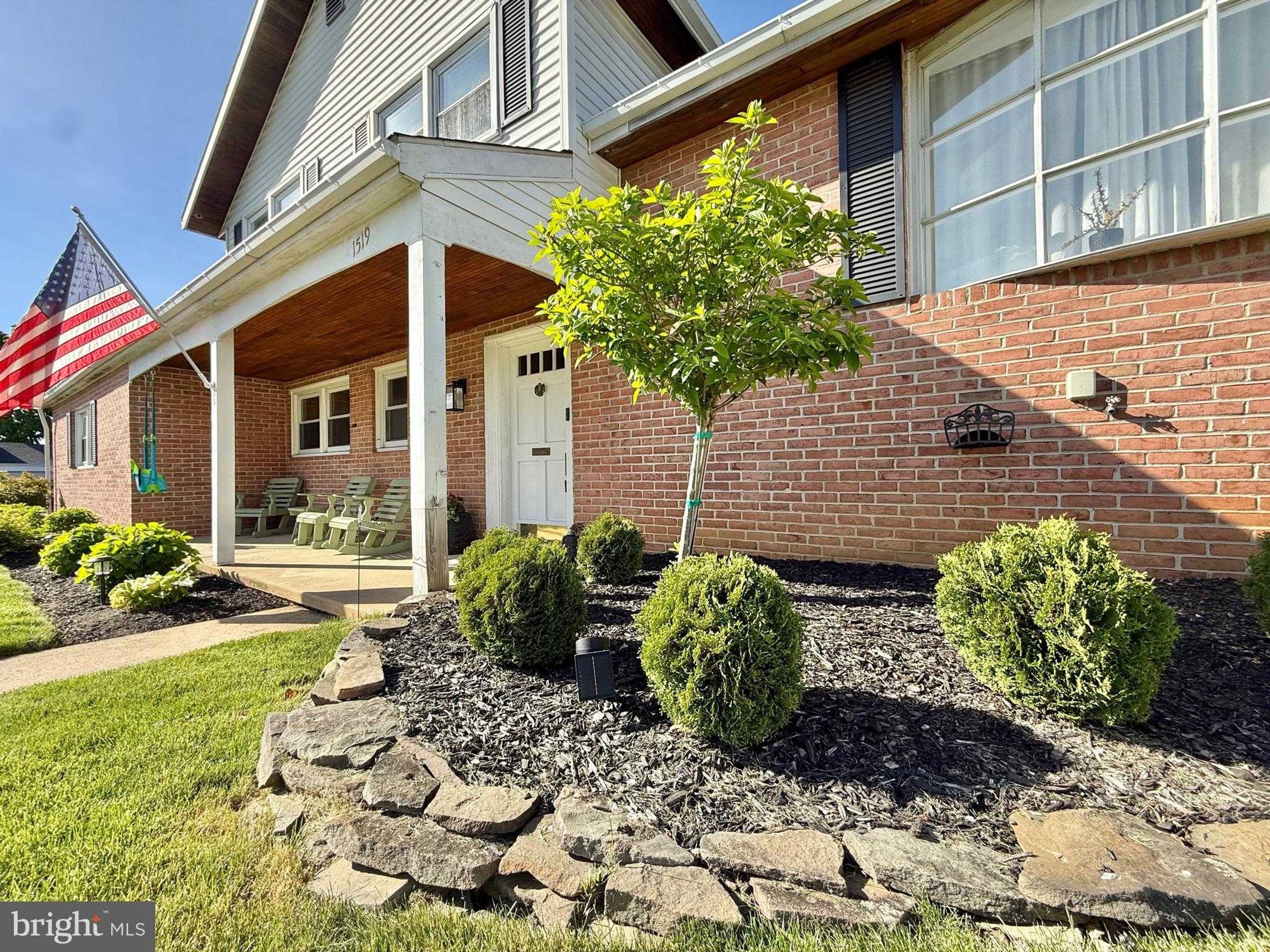 1519 Durwood Dr