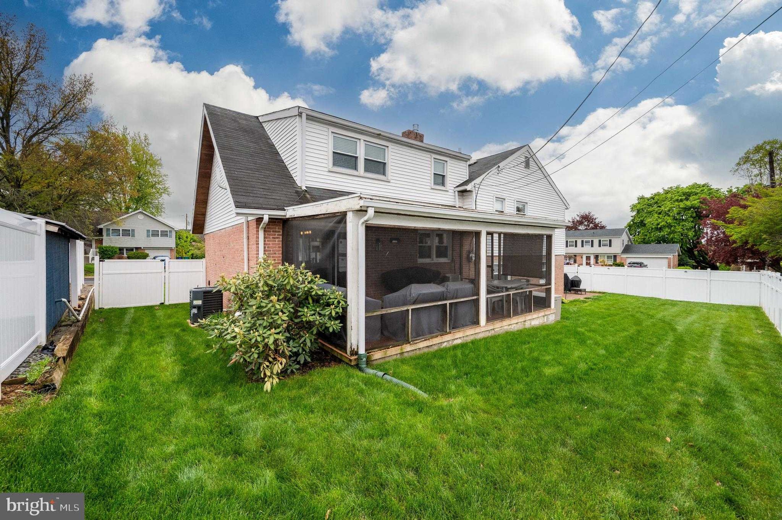 1519 Durwood Dr photo 38