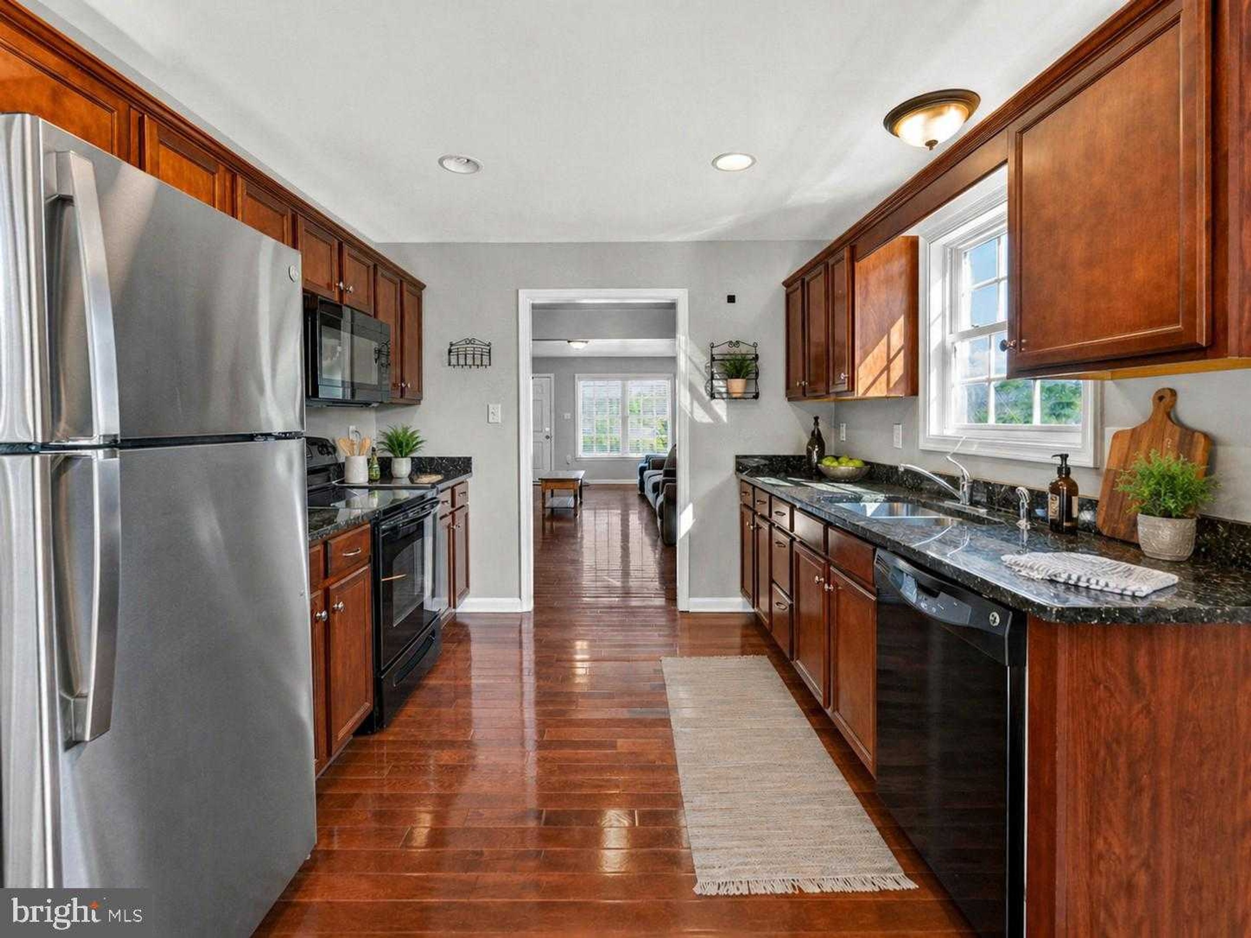 67 C Edward Ln photo 3