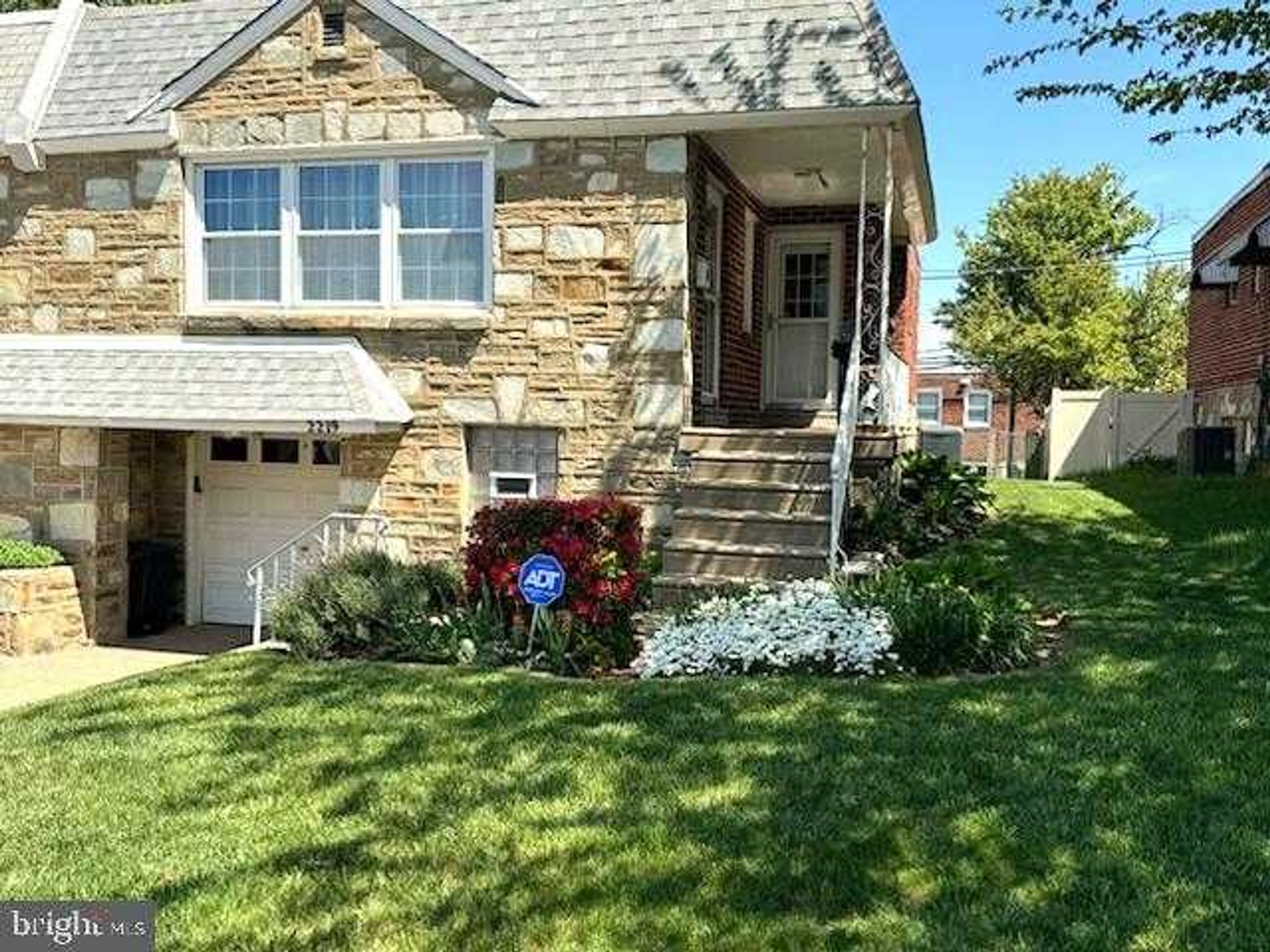 2219 Napfle St, Philadelphia