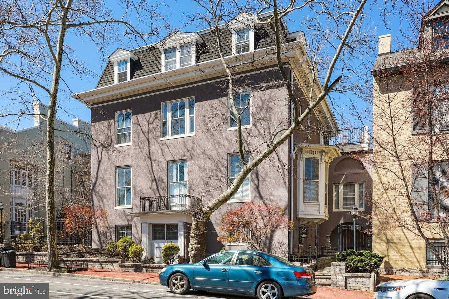 37 S Prospect St Apt 101 photo 2