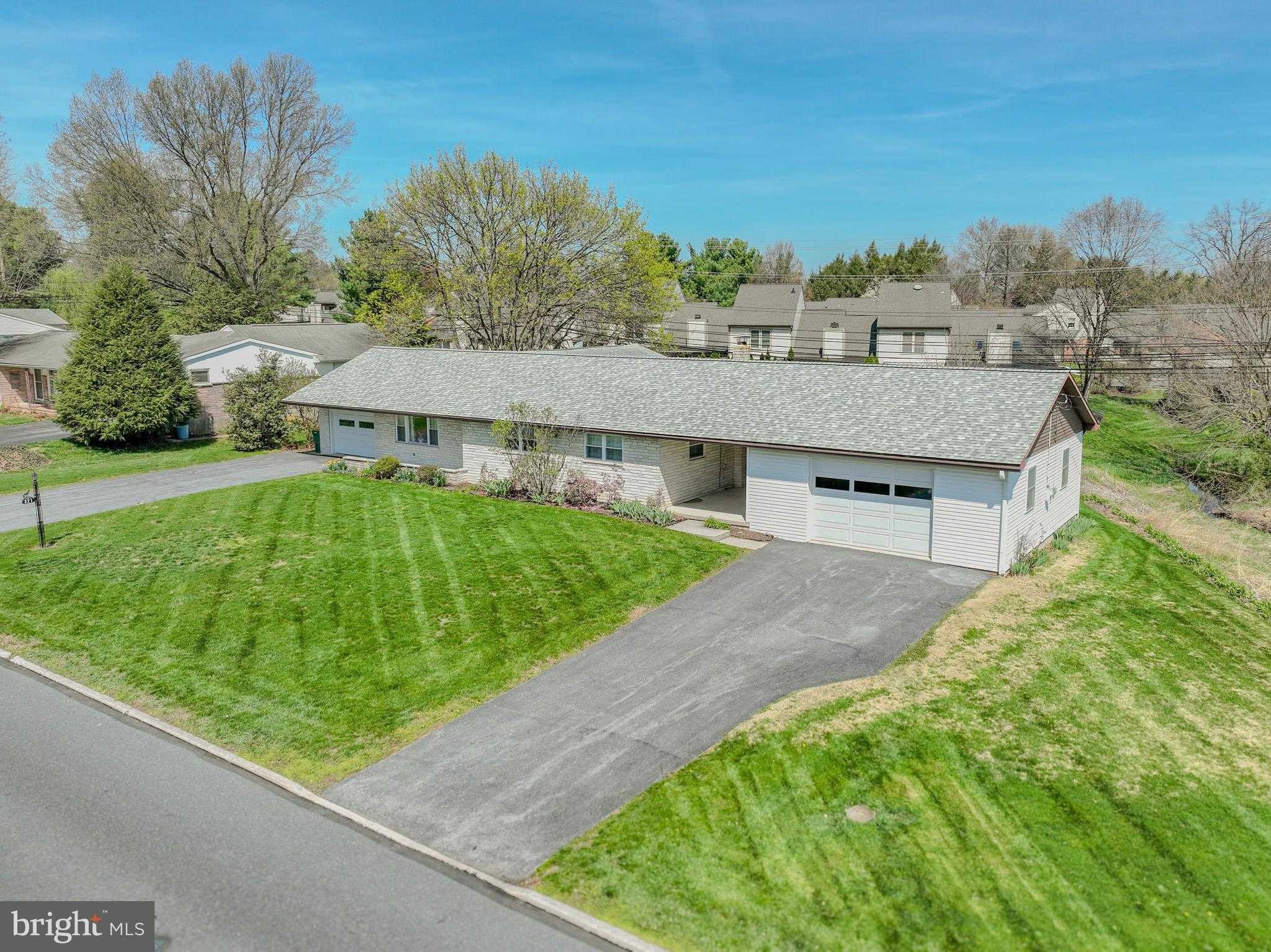 321 E Glenn Rd photo 2
