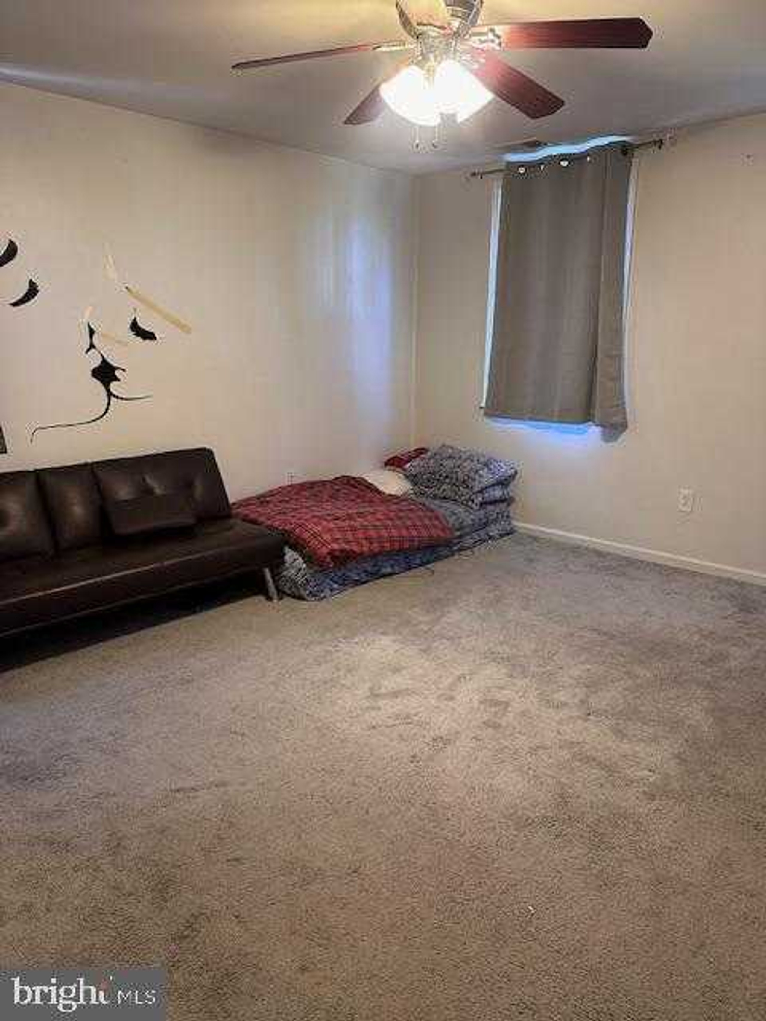 904 Princeton Ave photo 11
