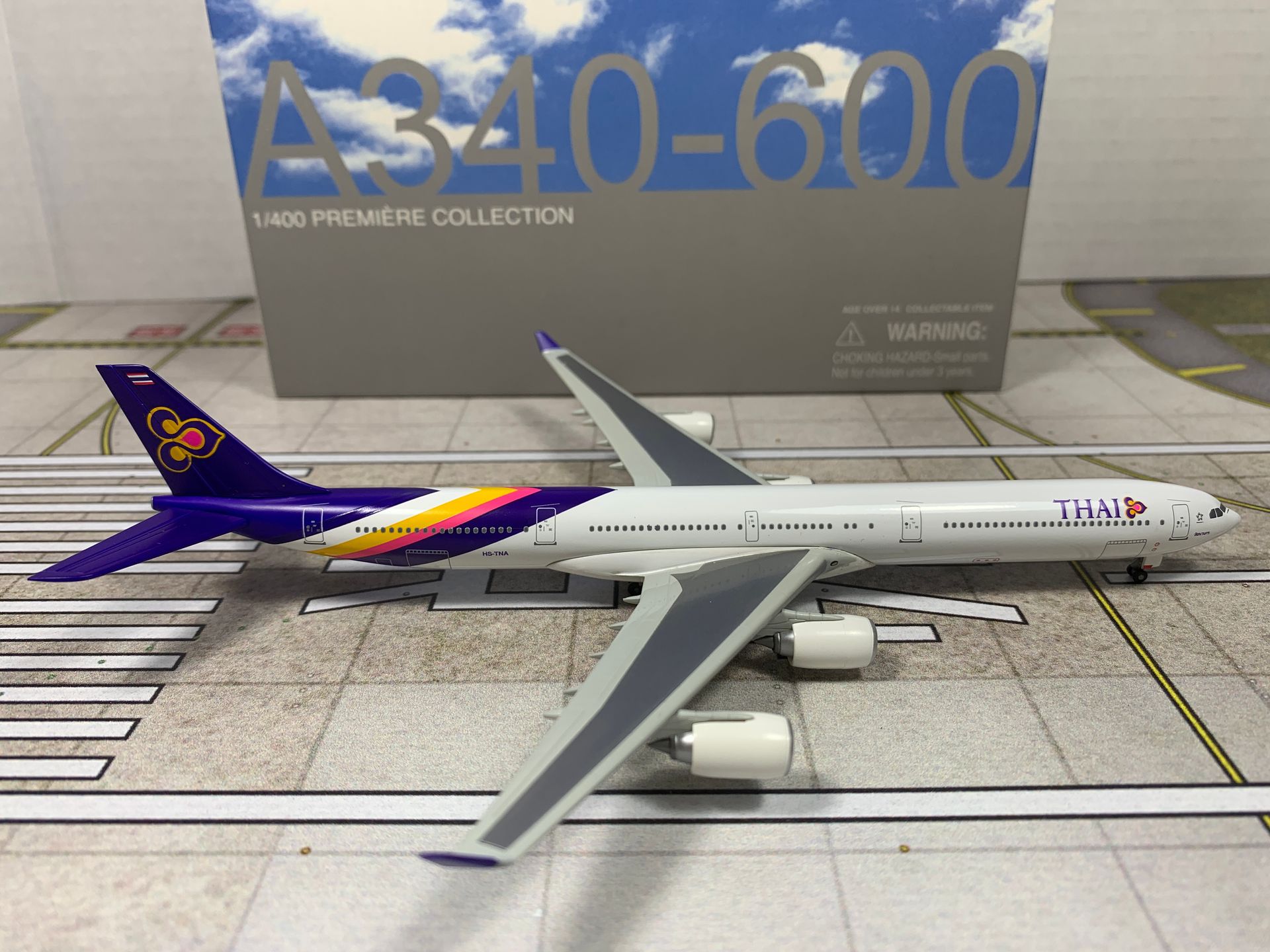 DragonWings 1:400 Thai Airways International Airbus A340-600