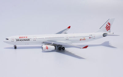 Dragonair Airbus A330‑300 B-HWK 画像1
