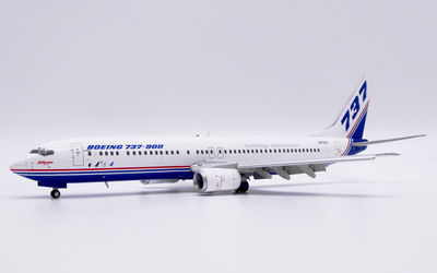 Boeing House Boeing 737-900 N737X 画像1
