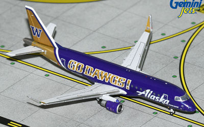 Alaska Airlines Embraer E175 w/ Long Wing N662QX