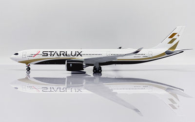 Starlux Airlines Airbus A330-900 B-58302