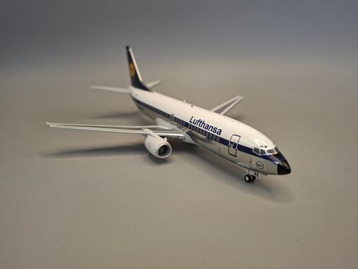 JFox JF-737-3-001P 1:200 Lufthansa Boeing 737-300 D-ABXE | MADb