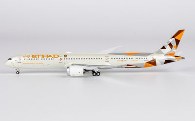 Etihad Airways Boeing 787-10 A6-BMB 画像1