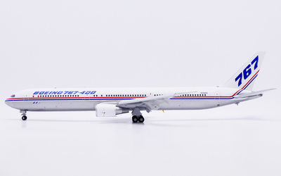 Boeing House Boeing 767-400 N76400