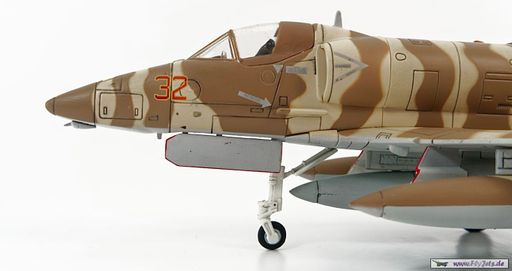 Hobby Master HA1406 1:72 United States Navy Douglas A-4 151059/Red 32 ...