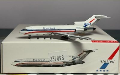 United Airlines Boeing 727-100 N7014U 画像1