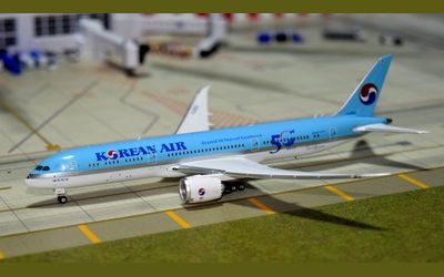 Korean Air Boeing 787-9 HL8082