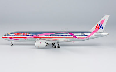 American Airlines Boeing 777-200 N759AN