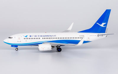 Xiamen Airlines Boeing 737-700 w/ Winglets B-5219 画像1