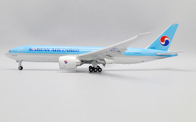 Korean Air Cargo Boeing 777-200F HL8251