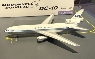 Scandinavian Airlines (SAS) McDonnell Douglas DC-10-30 LN-RKA
