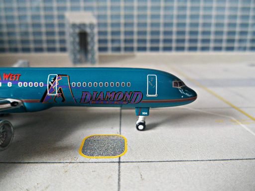GeminiJets 1:400 America West Airlines Boeing 757-200 N904AW | MADb