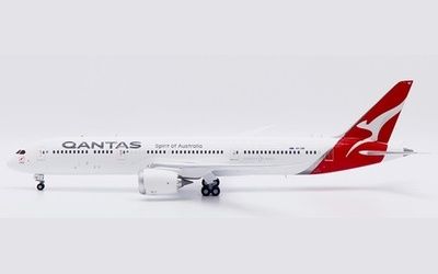 Qantas Airways - Boeing 787-9 - VH-ZNF 1
