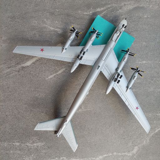 Amercom 1:200 Russian Air Force Tupolev Tu-95 _ | MADB