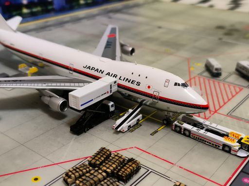 HX Models 1:400 Japan Air Lines Boeing 747-100 B551801P | MADb
