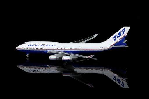 HX Models B611601 1:400 Boeing House Boeing 747-400ER N747ER | MADB