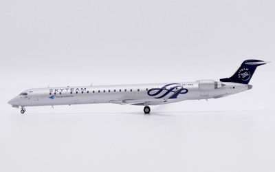 Garuda Indonesia Bombardier CRJ-1000 PK-GRA