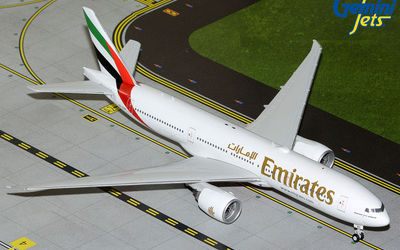 Emirates Boeing 777-200LR A6-EWA