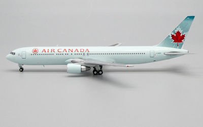Air Canada Boeing 767-300 C-GBZR 画像1