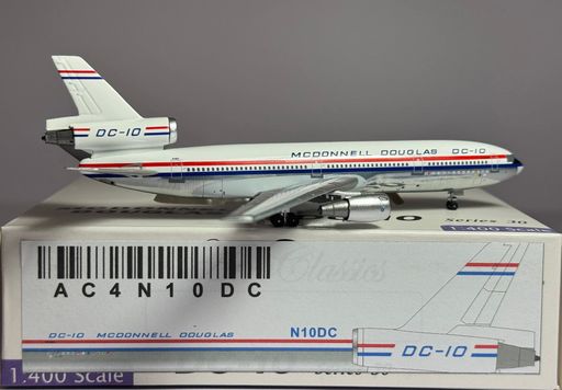 Aeroclassics AC4N10DC 1:400 McDonnell Douglas House McDonnell Douglas ...