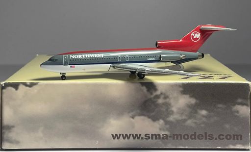 Seattle Model Aircraft Co. SMA030802 1:400 Northwest Airlines Boeing ...