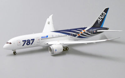 ANA ボーイング 787-8 JA802A 画像1