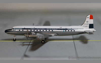 KLM Douglas DC-6B PH-DFH 画像1