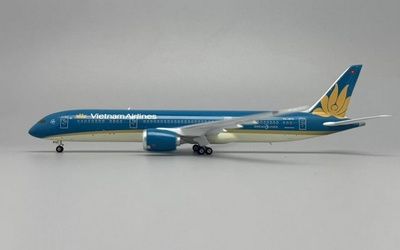 Vietnam Airlines Boeing 787-9 VN-A870
