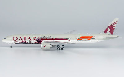 Qatar Airways Boeing 777-300ER A7-BEL 画像1