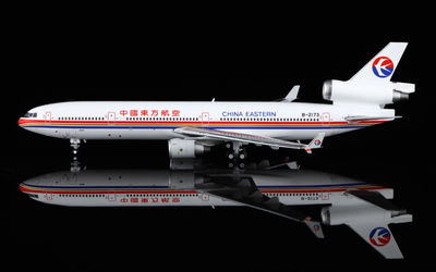 China Eastern Airlines McDonnell Douglas MD-11 B-2173 画像1