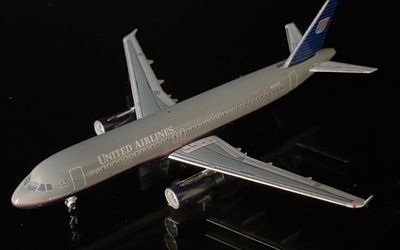 ユナイテッド航空 エアバス A320-200 N431UA