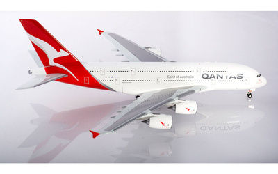 Qantas Airways - Airbus A380-800 - VH-OQF 1