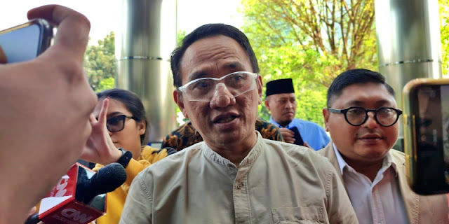 Tidak Terbayangkan, Situasi Rakyat Vs Elite Kampus Tidak Terbayangkan, Situasi Rakyat Vs Elite Kampus