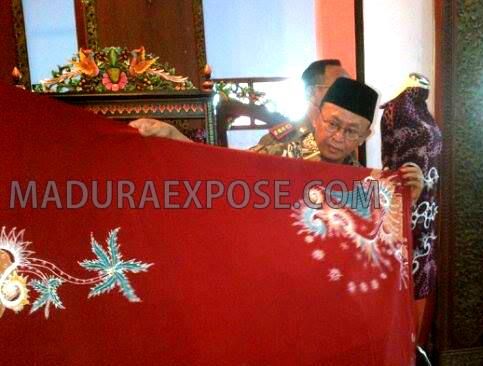 Hidayat Merasa dibohongi Pembatik Labang Mesem