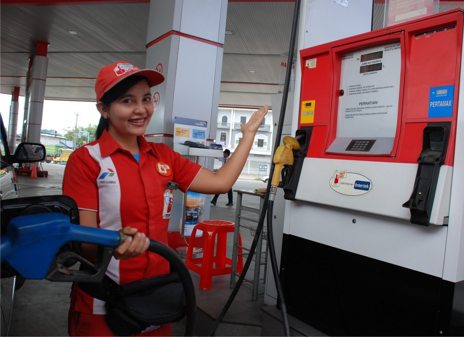Pengusaha SPBU “Dicekik” dengan Harga Lama