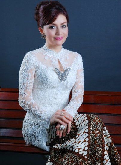 tetty-paruntu-indonesia-expose