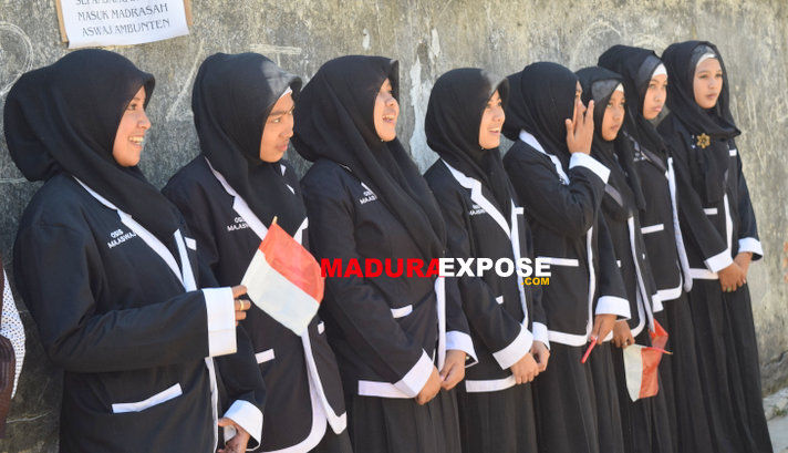 Cantiknya Seragam Osis MA Aswaja Ambunten
