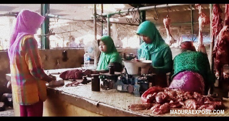Jelang Ramadhan, Daging Sapi Lokal Laris Manis