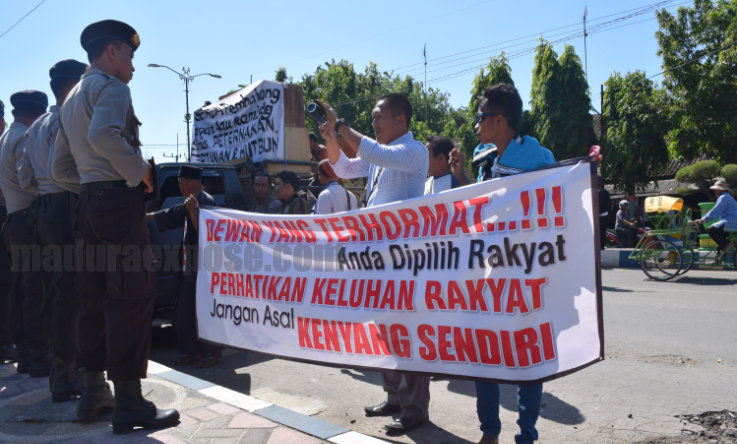 Gapoktan: Dewan Jangan Asal Kenyang Sendiri..!!!